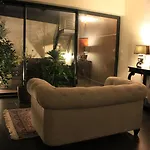 Casa de hóspedes La Glycine Blanche 4*