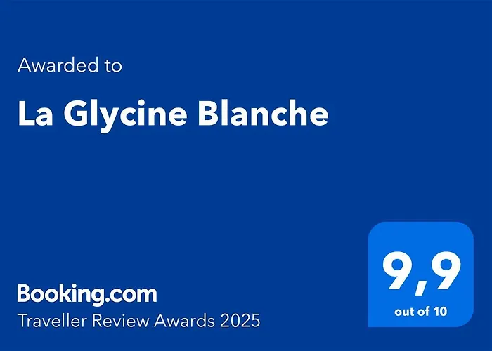 La Glycine Blanche Pomas